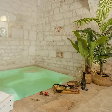 Apartmán Le Blanche - Luxury Cave Pool *