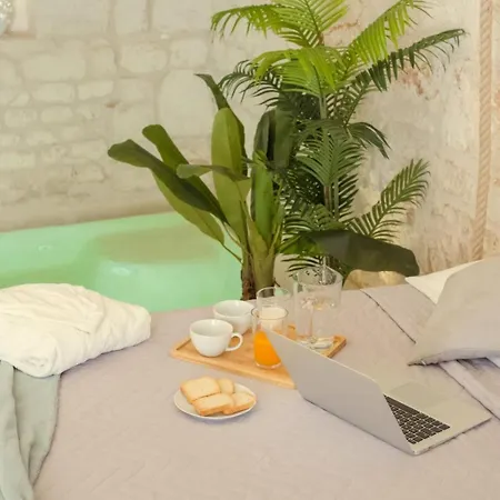 Le Blanche - Luxury Cave Pool Apartmán Ostuni