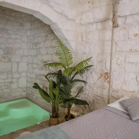 Le Blanche - Luxury Cave Pool דירה
