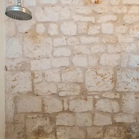 Le Blanche - Luxury Cave Pool דירה